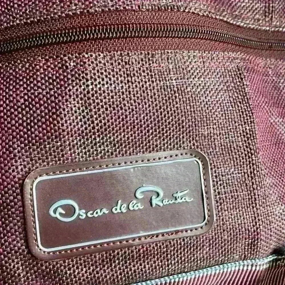 Vintage!  Oscar de la Renta 2-piece travel set